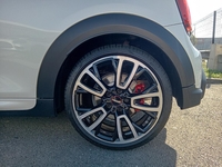MINI (F56) JOHN COOPER WORKS 231 PREMIUM PLUS BVA8