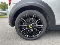 MINI (F56) COOPER SE 184 PREMIUM PLUS