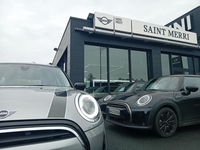 MINI (F56) COOPER 136 CAMDEN BVA7